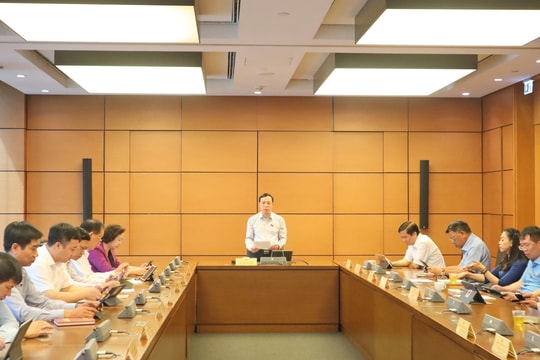 Nghiên cứu tạo cú hích về cơ chế đất đai, thuế để thu hút nhà đầu tư