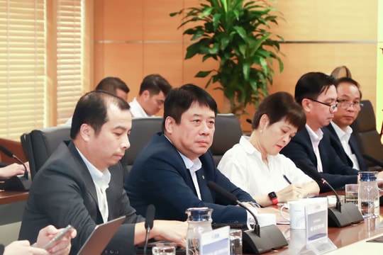 EVN và Huawei thảo luận hợp tác chiến lược trong chuyển đổi số ngành Điện