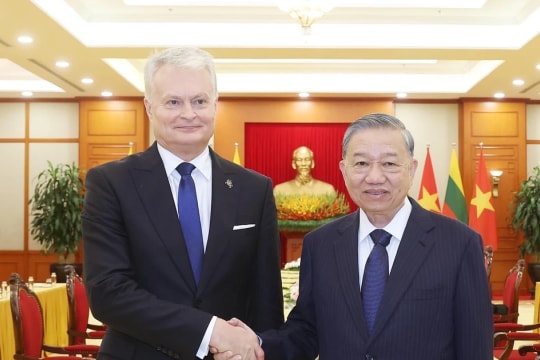 Vietnam wants to develop relations with Lithuania: Party chief
