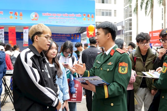 Cách quy đổi điểm khi xét tuyển vào các trường quân đội năm 2025