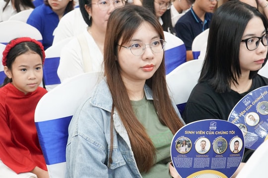 Trường Đại học Ngoại ngữ - ĐHQGHN dùng 42 tổ hợp để xét tuyển đại học năm 2025