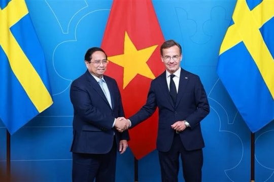 Vietnam, Sweden upgrade relations to sectoral strategic partnership in sci-tech, innovation