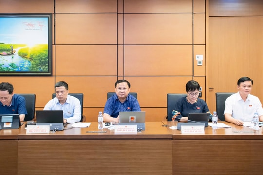 Phát triển đường sắt an toàn, hiện đại