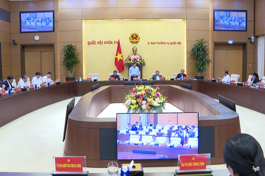 Bí thư Đảng ủy Quốc hội, Chủ tịch Quốc hội Trần Thanh Mẫn chủ trì phiên họp về công tác nhân sự