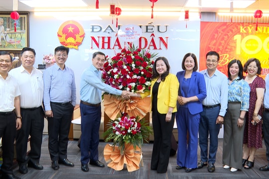 Lan tỏa chính sách y tế, thúc đẩy phát triển địa phương qua kênh thông tin nghị trường