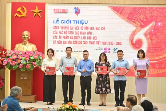 Ra mắt sách về những bài viết của Bác Hồ trên Báo Nhân Dân