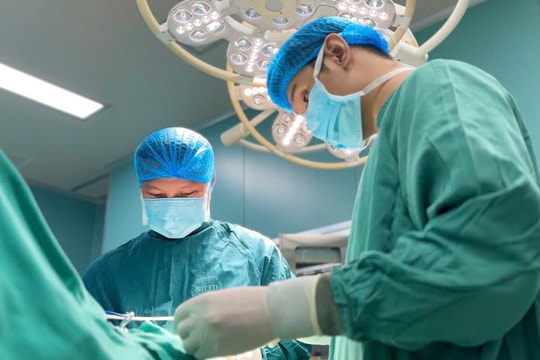 "Cuộc chiến sinh tử" giành sự sống cho bệnh nhân vô danh