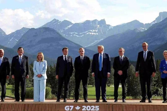 AI, khoáng sản, cháy rừng, nhưng không có Ukraine