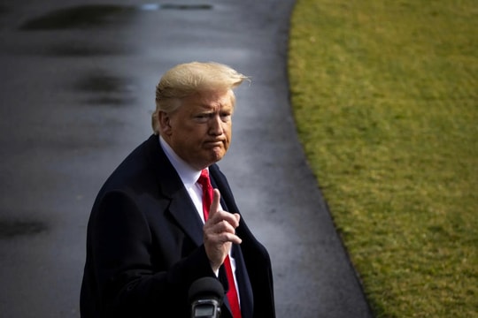 Canh bạc sinh tử trong nhiệm kỳ