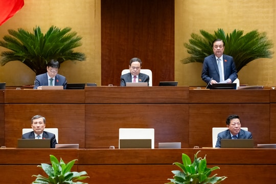 “Vừa khơi thông, tháo gỡ”, đi kèm với các cơ chế giám sát công khai, minh bạch