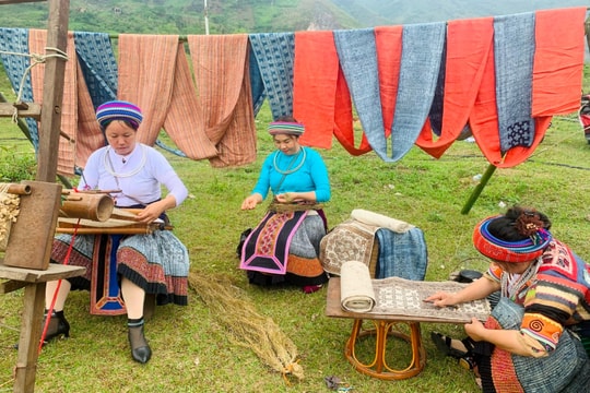 Khi người dân là chủ thể trong hành trình thoát nghèo ở Quản Bạ