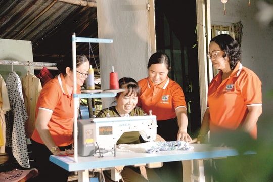 Ước mơ xanh - Hành trình tái kích hoạt niềm tin cho người phụ nữ yếu thế