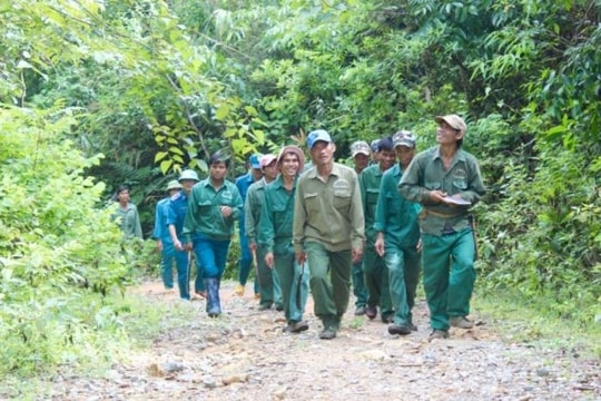 Tiếp sức cho đại biểu làm tròn nhiệm vụ dân cử