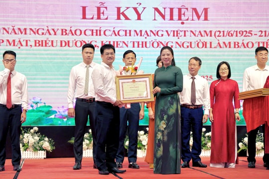 Tuyên Quang tổ chức Lễ kỷ niệm 100 năm Ngày Báo chí Cách mạng Việt Nam và gặp mặt, biểu dương người làm báo tiêu biểu