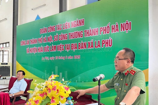 Giám đốc Công an Hà Nội đối thoại với gần 500 đại diện các doanh nghiệp và hộ kinh doanh tư nhân ở “thủ phủ” bánh kẹo La Phù