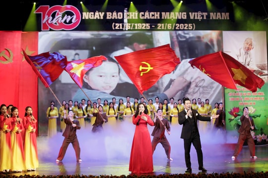 Mãi mãi tấm lòng son - Ngòi bút sắc: Bản hùng ca nghệ thuật tái hiện 100 năm báo chí cách mạng