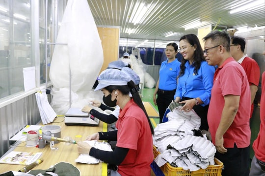 “Cầu nối” giữa người lao động với chính quyền, doanh nghiệp