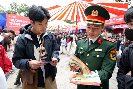 Tỷ lệ 'chọi' vào các trường quân đội tăng vọt, cao nhất gần 1/18