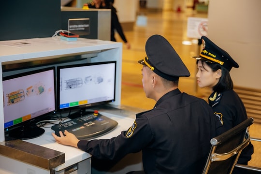 Chính thức tổ chức lại địa bàn quản lý của 20 Chi cục Hải quan khu vực