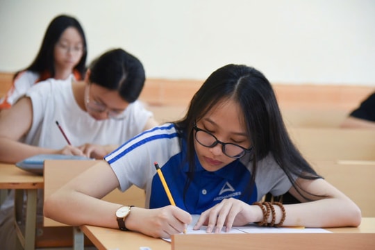 Bộ Y tế yêu cầu bảo đảm công tác y tế phục vụ kỳ thi tốt nghiệp THPT 2025