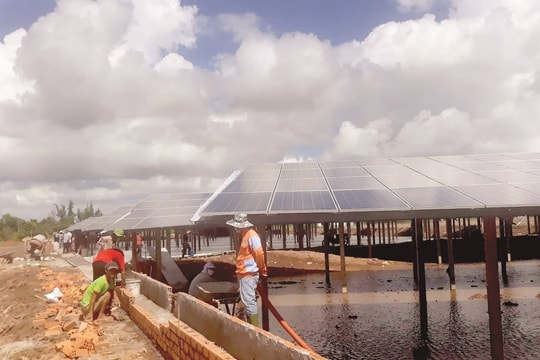 Cần chính sách tổng thể hỗ trợ doanh nghiệp chuyển đổi kép