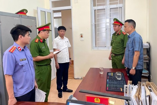 Khởi tố 2 lãnh đạo doanh nghiệp mua bán trái phép hóa đơn