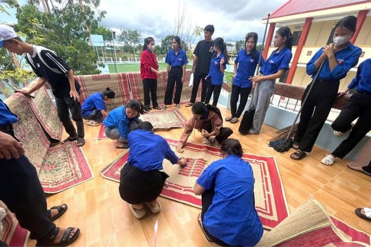 Đắk Lắk: Hơn 1.300 tình nguyện viên đồng hành cùng sĩ tử vùng biên