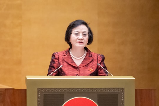 Xây dựng nền công vụ thống nhất, liên thông, đồng bộ từ Trung ương đến cấp xã