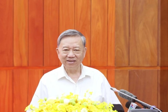 New Quang Tri province well-positioned for open, modern economic model: Party leader
