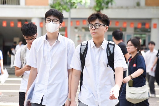 Không nhất thiết phải “bắt buộc bỏ xét tuyển học bạ”