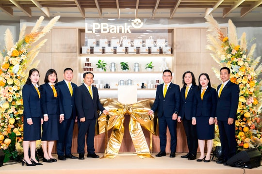Ngân hàng Lộc Phát ra mắt dịch vụ LPBank Private Lounge dành riêng cho khách hàng cá nhân ưu tiên