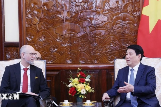 Chủ tịch nước Lương Cường tiếp Đại sứ Canada và Iran đến chào từ biệt