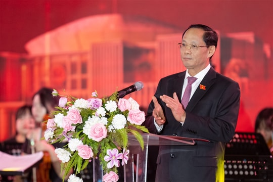 Khắc họa sâu sắc vai trò, sứ mệnh thiêng liêng của Quốc hội và Hội đồng nhân dân