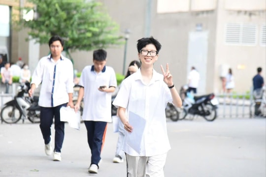 Gợi ý giải đề thi môn Văn tốt nghiệp THPT năm 2025