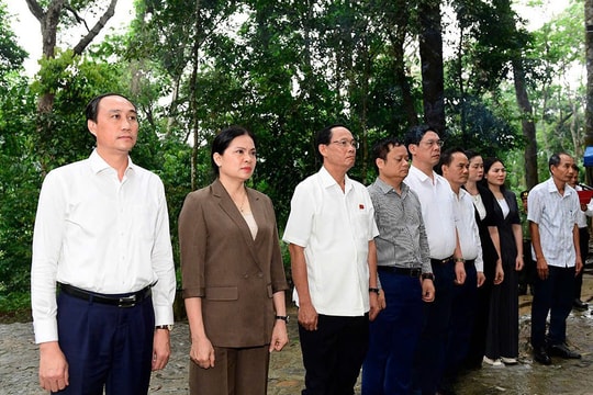 Phó Chủ tịch Quốc hội, Thượng tướng Trần Quang Phương thăm Khu di tích Quốc gia đặc biệt Tân Trào, Tuyên Quang