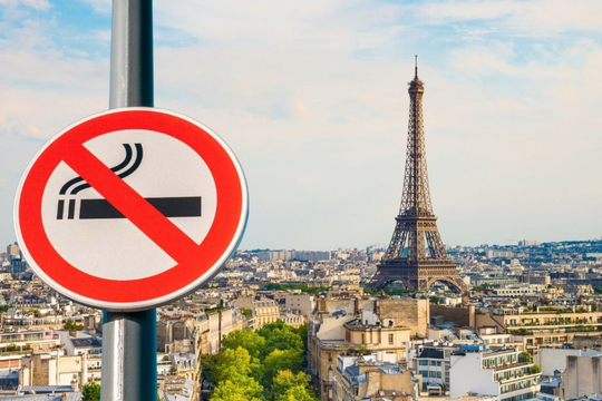 Pháp mở rộng lệnh cấm hút thuốc tại nơi công cộng