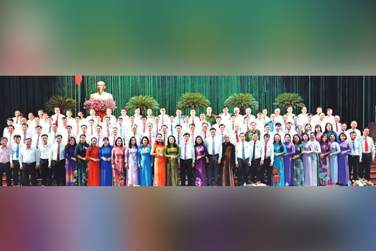 Một ngày làm việc là một ngày vì Nhân dân