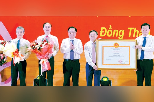 Phó Chủ tịch Quốc hội Lê Minh Hoan dự Lễ công bố Quyết định công nhận Đồng Tháp hoàn thành xây dựng nông thôn mới