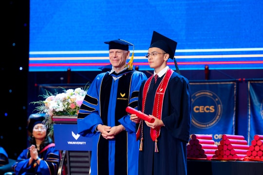 "Tham vọng" từ VinUni đến Google của nam sinh muốn tạo sản phẩm công nghệ “made in Vietnam”
