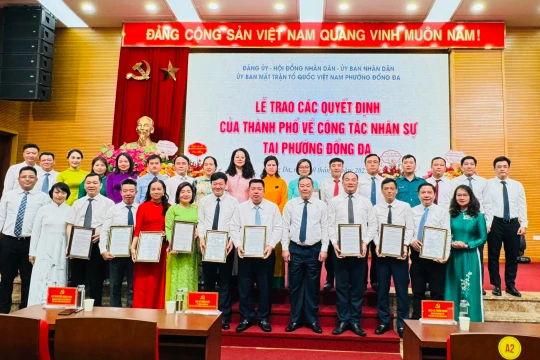 Hà Nội: Công bố các quyết định về tổ chức bộ máy tại phường Đống Đa