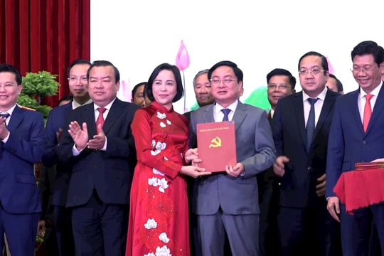 Phó Chủ tịch Quốc hội Nguyễn Thị Thanh dự lễ công bố Nghị quyết của Quốc hội tại Tây Ninh