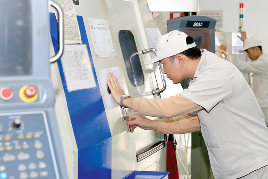 Tháo gỡ rào cản, thúc đẩy phát triển doanh nghiệp công nghiệp hỗ trợ