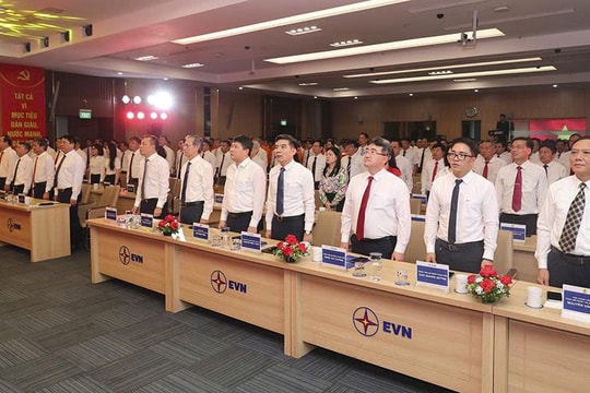 Nơi bản lĩnh người thợ điện tỏa sáng, thắp sáng niềm tin