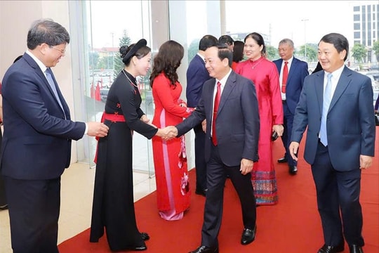 Lễ công bố sáp nhập tỉnh Tuyên Quang, Hà Giang, hợp nhất xã, kết thúc hoạt động cấp huyện và chỉ định công tác cán bộ