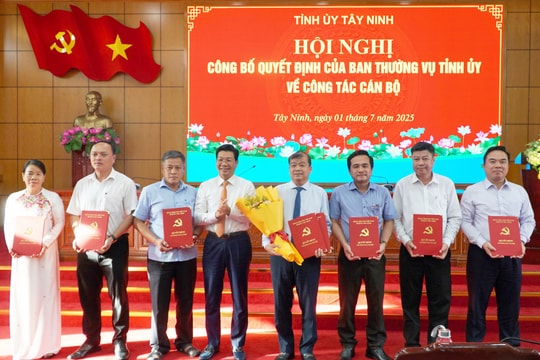 Tây Ninh công bố nhân sự các cơ quan Đảng, chính quyền sau sáp nhập