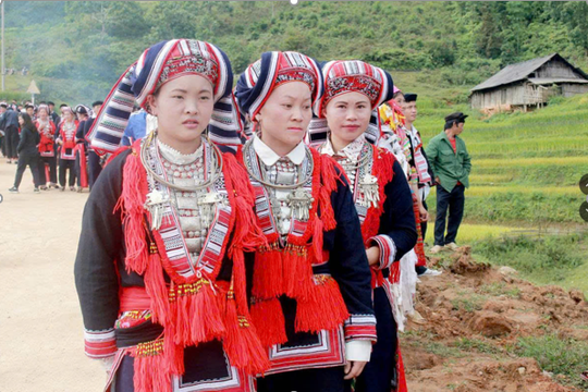 Bài 1: “Cởi trói” nhận thức bằng hành động