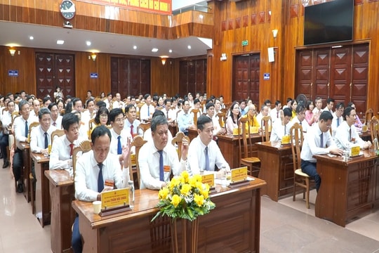 Hội đồng Nhân dân tỉnh Quảng Trị tổ chức kỳ họp thứ nhất