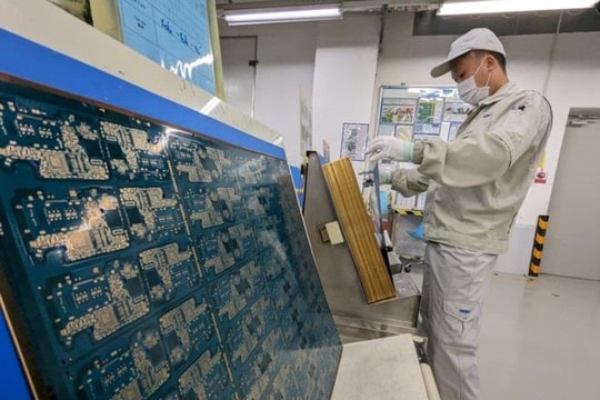 Hà Nội: Phấn đấu hoàn thành mục tiêu tăng trưởng 8% trở lên năm 2025