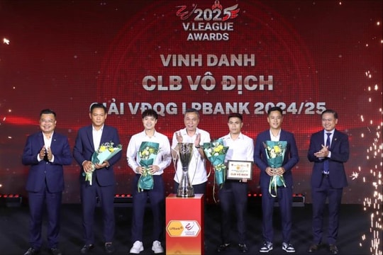 Vinh danh các tập thể, cá nhân xuất sắc nhất V.League 2024/25
