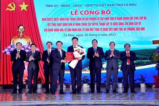 Địa chỉ, đường dây nóng 65 xã, phường và Trung tâm phục vụ hành chính công tỉnh Cà Mau